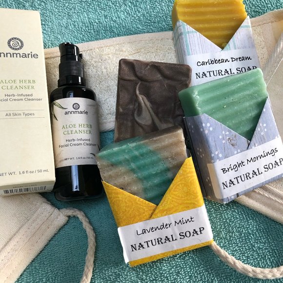 NWOT Handmade Soap, Herbal Cleanser, & Loofa Back Scrubber Strap Relaxation kit
